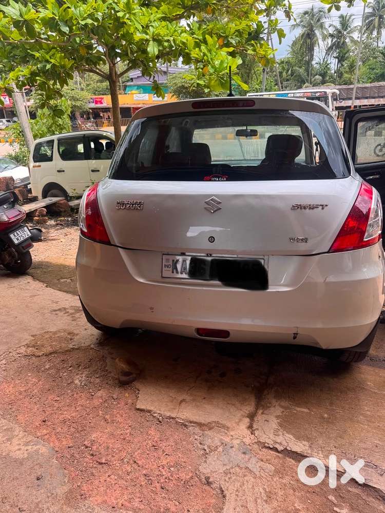 Maruti Suzuki Swift Diesel Vdi 2013, Original Leather Seats.