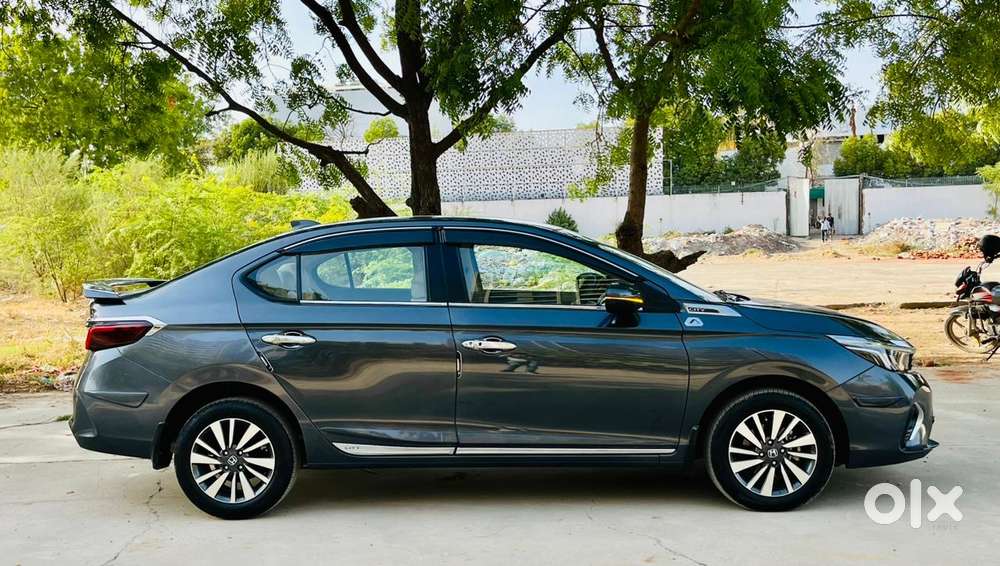 Honda City 1.5 V 5th Gen I-vtec Mt, 2025, Petrol