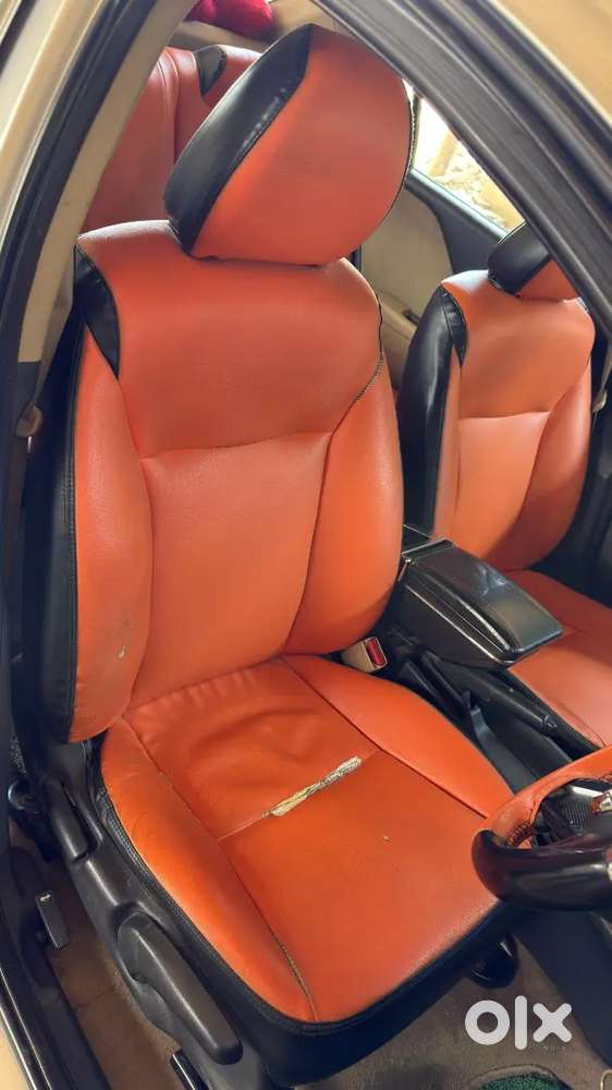 Honda City 2014 3rd Owner Pratapgarh Rto दर्ज है