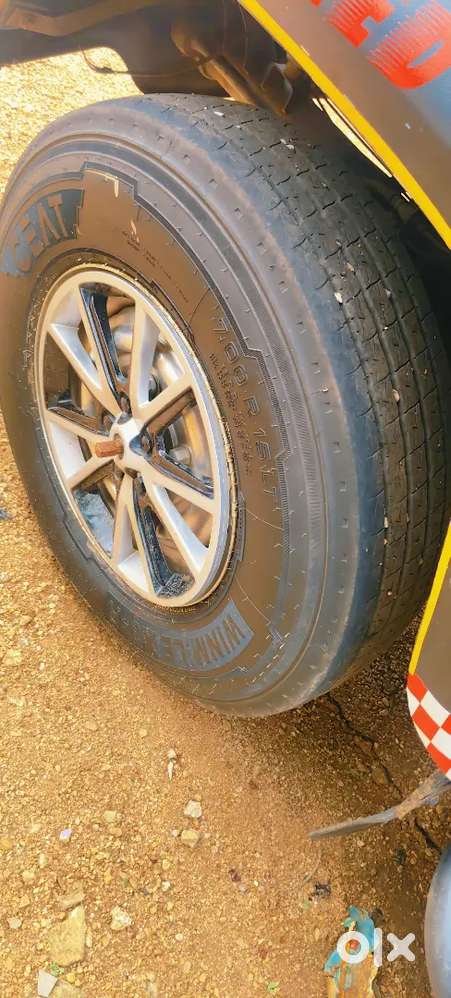 Force Motors Trax 2015 To2016 Registration 2 Tyres100% 2 Tyres 90%
