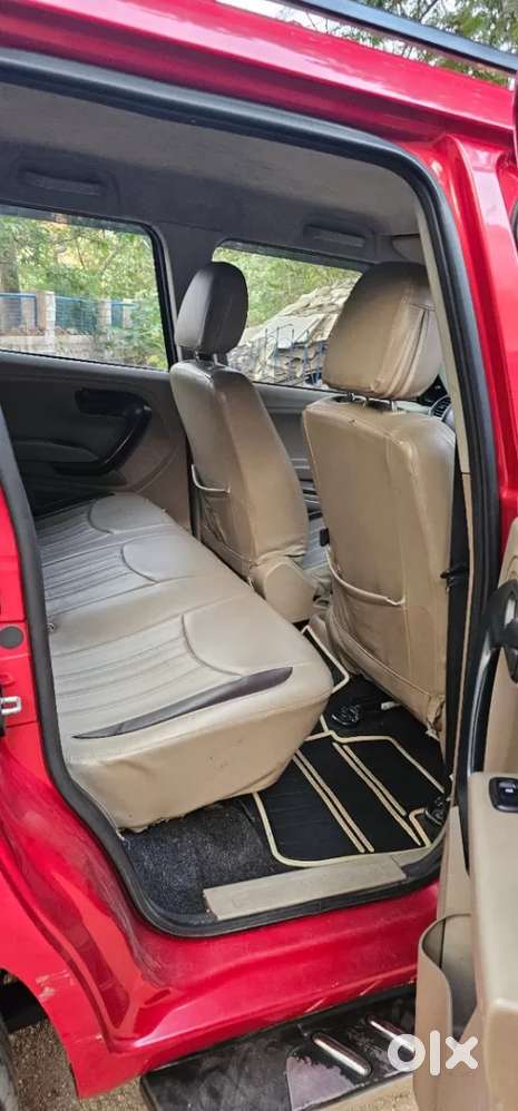 Mahindra Tuv 300 T6 Plus, 2017, Diesel