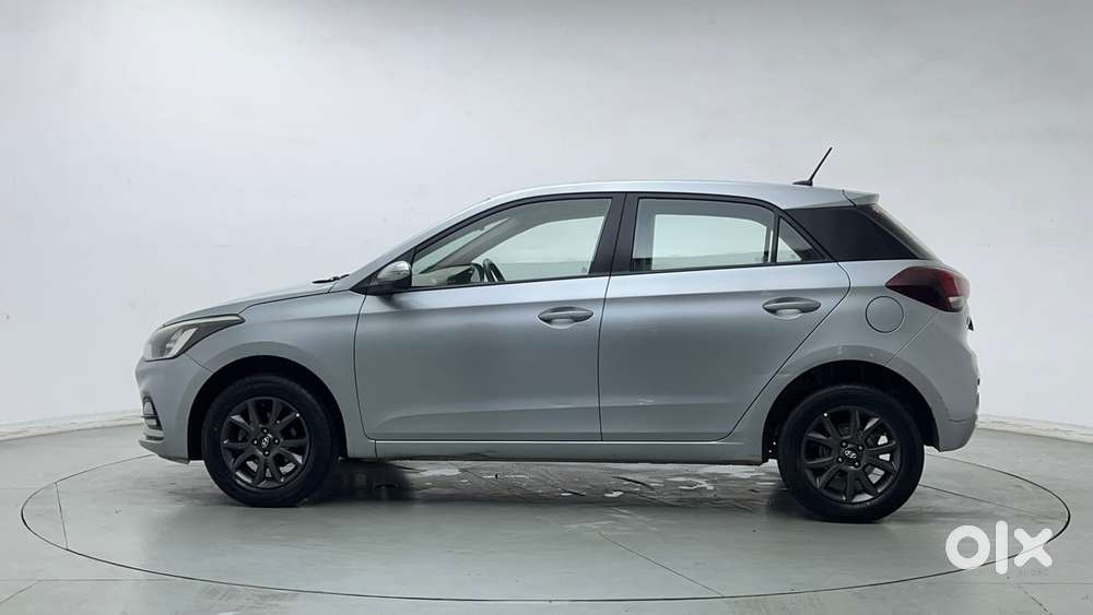 Hyundai Elite I20 Sportz Plus, 2020, Petrol