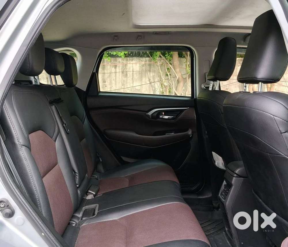 Maruti Suzuki Grand Vitara 1.5 Alpha Smart Hybrid, 2023, Petrol