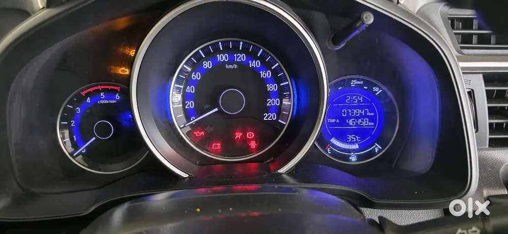 Honda Jazz 2015 Diesel Well Maintained