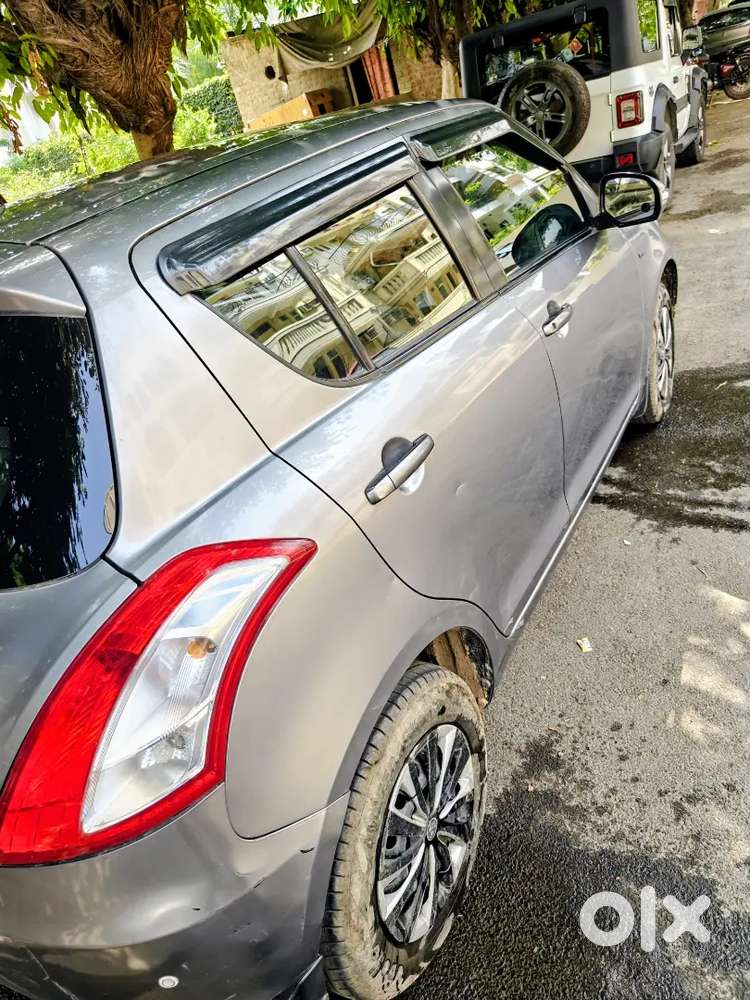 Maruti Suzuki Swift 2015