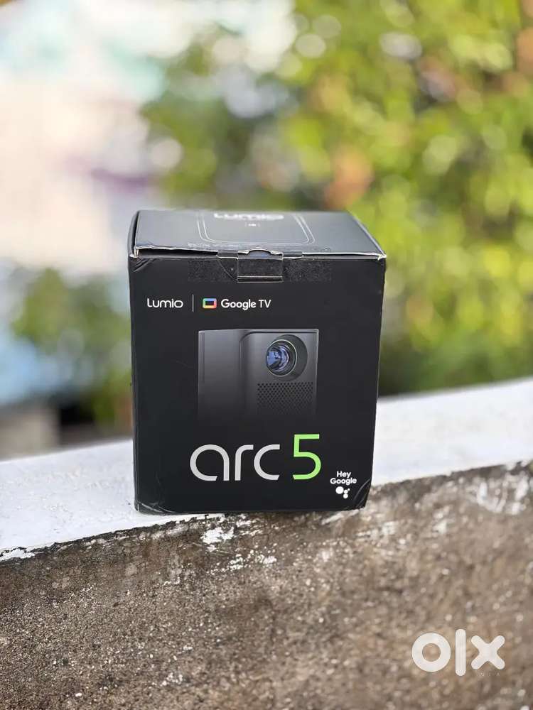 Lumio Arc 5 Projector