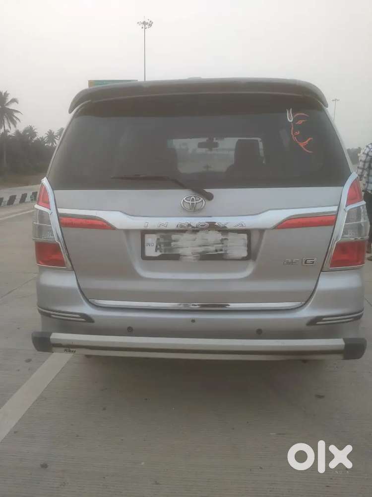 Toyota Innova 2014 Diesel Well Maintained Shoroom Track