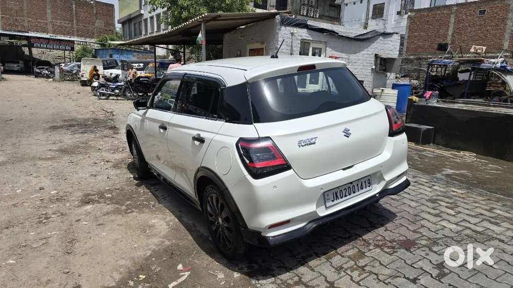 Fully Loaded, Custom-upgraded Maruti Suzuki Swift Petrol (june 2025)