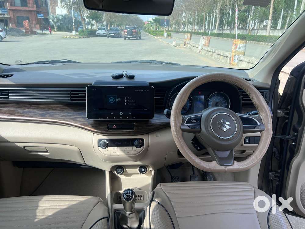 Maruti Suzuki Ertiga Zxi Shvs, 2019, Petrol