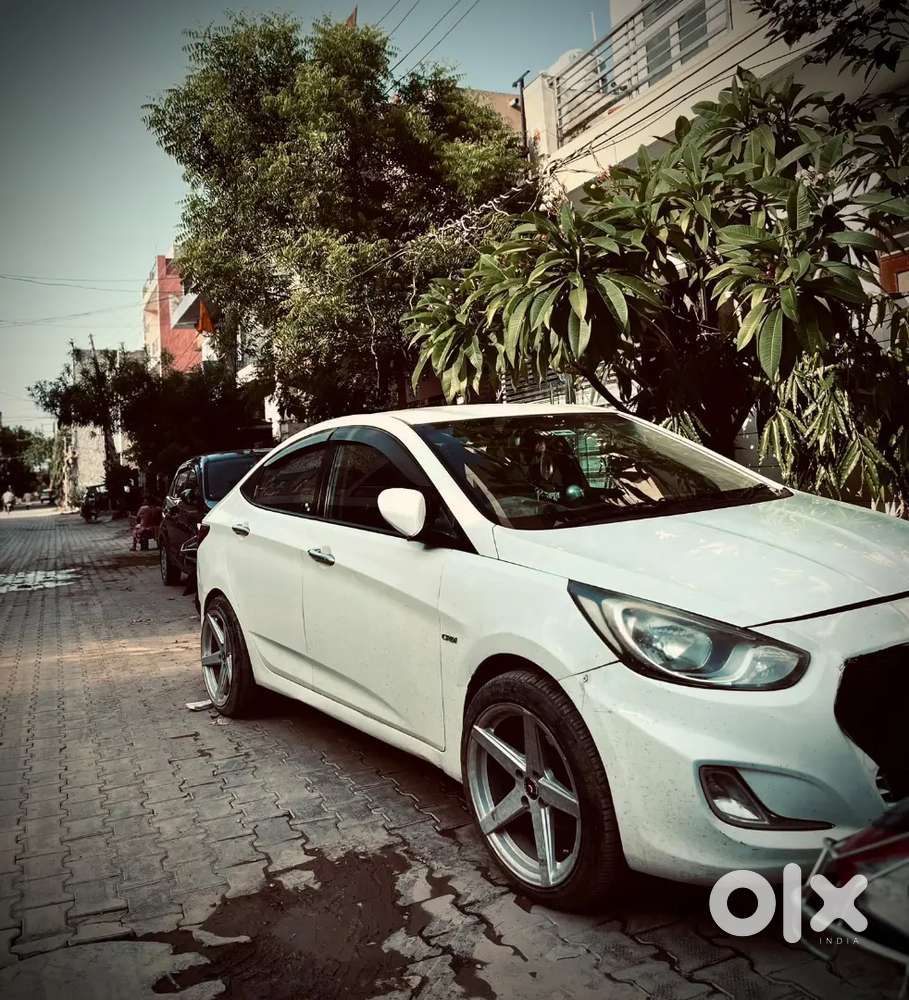 Hyundai Verna 1.6 Sx Crdi 2012 Diesel Manual
