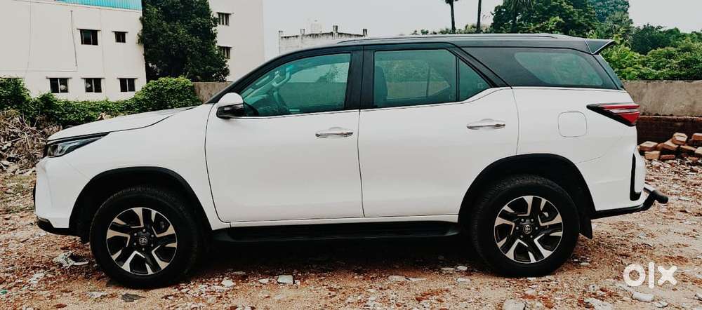 Toyota Fortuner Legender 4x2 At 2.8, 2024, Diesel