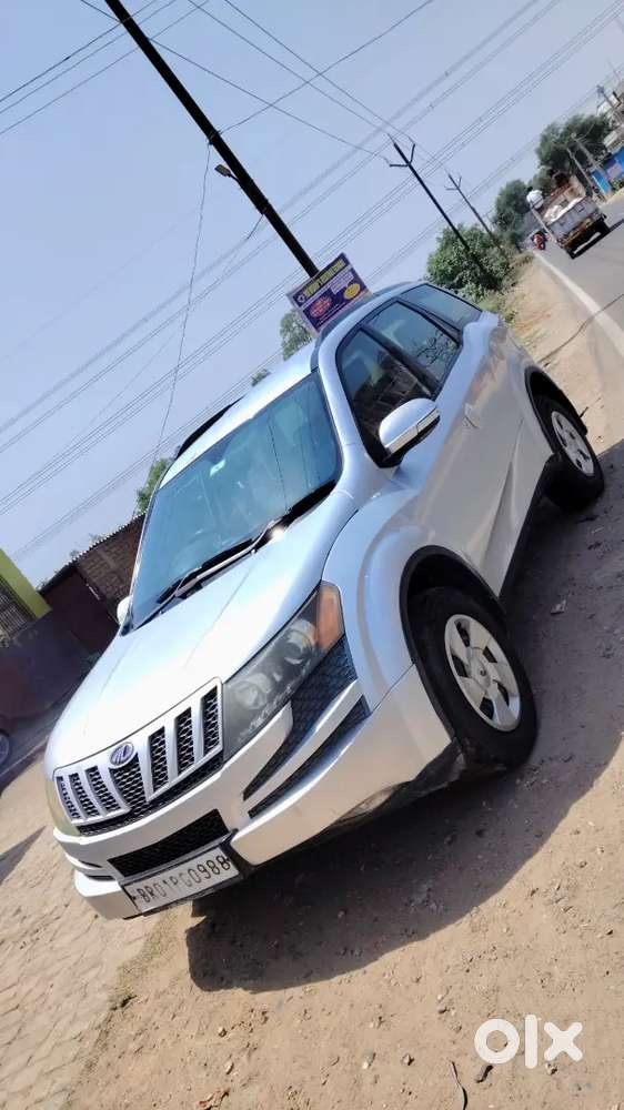 Mahindra Xuv500 2015