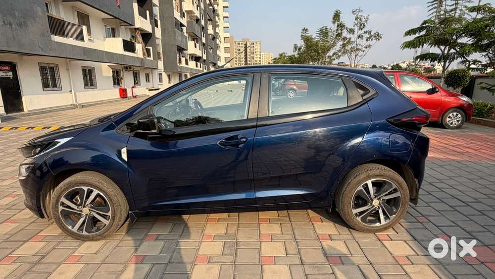 2022 Tata Altroz Petrol Automatic  9500 Km Driven