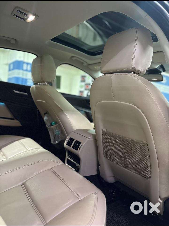 Jaguar Xe Prestige, 2017, Petrol