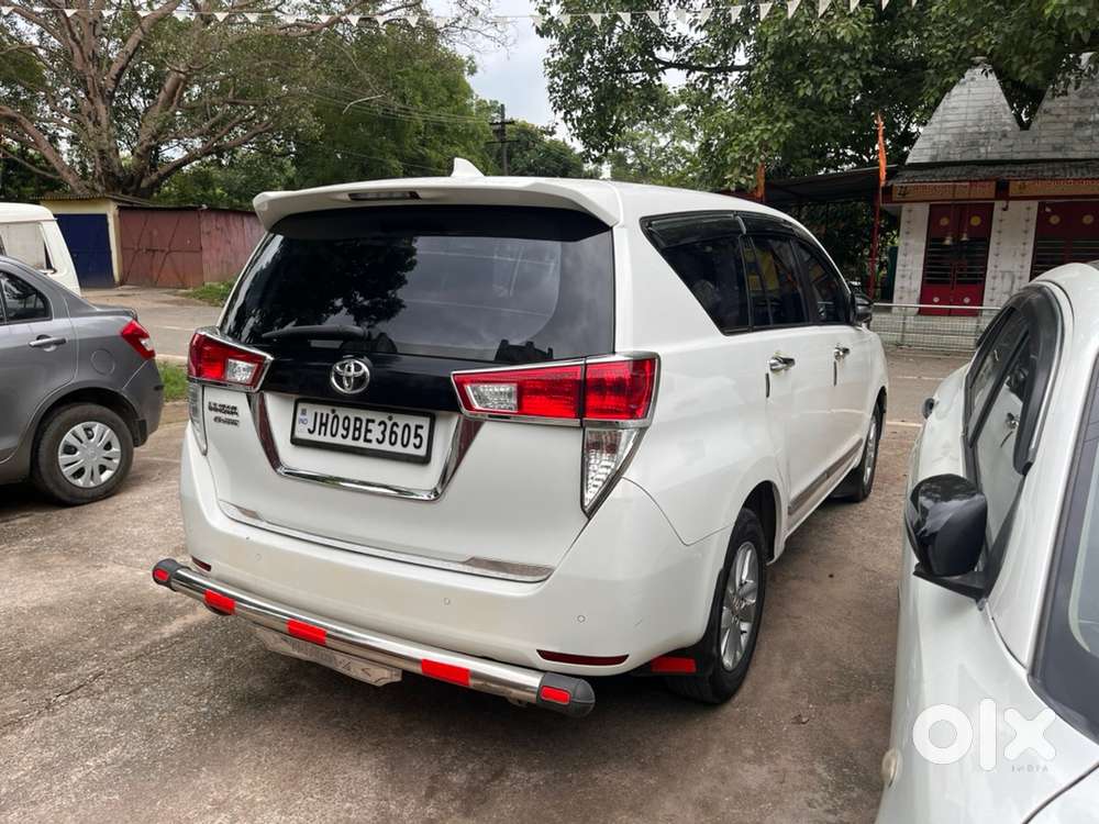 Toyota Innova Crysta 2024 Diesel Manual Commerial