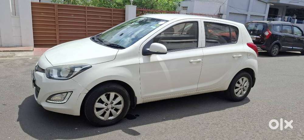 Hyundai I20 Sportz 1.2 Bs-iv, 2013, Petrol