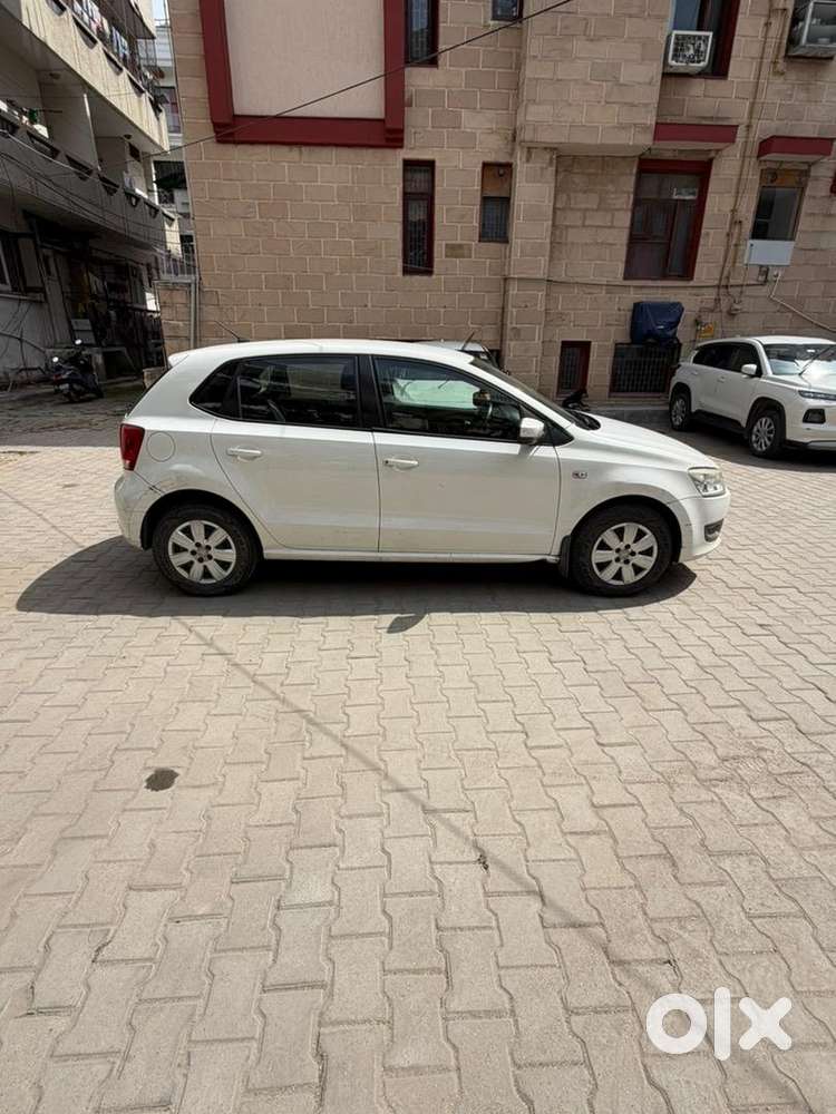 Volkswagen Polo 2012 Petrol 25400 Km Driven