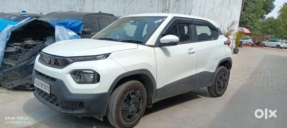 Tata Punch Revotron 2025