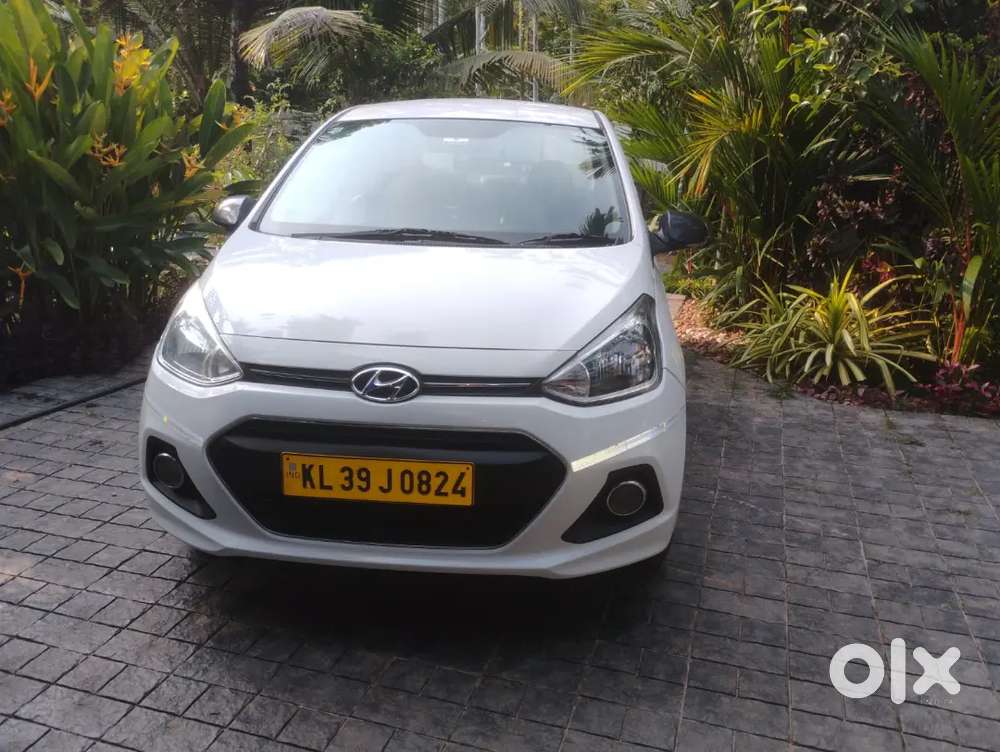 Hyundai Xcent 2015 Petrol Well Maintained