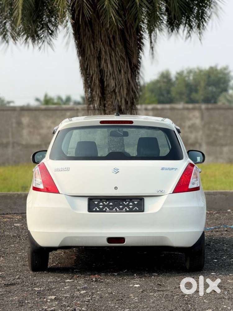 Maruti Suzuki Swift Vxi Cng, 2017, Petrol