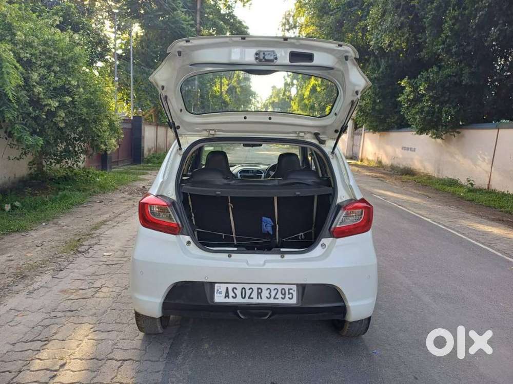 Tata Tiago 1.2 Revotron Xt (o), 2016, Petrol