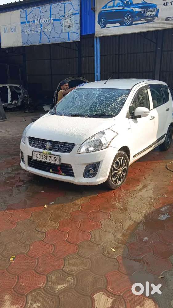 Maruti Suzuki Ertiga 2016