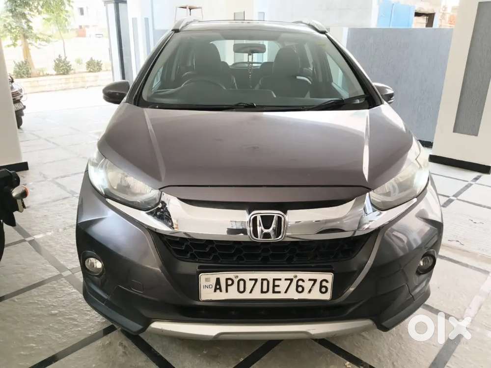 Honda Wr-v 2017 Diesel Well Maintained And Showroom Track