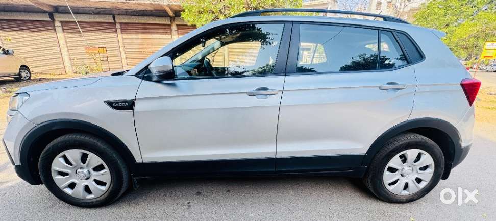 Skoda Kushaq Active 1.0 Tsi Mt, 2022, Petrol
