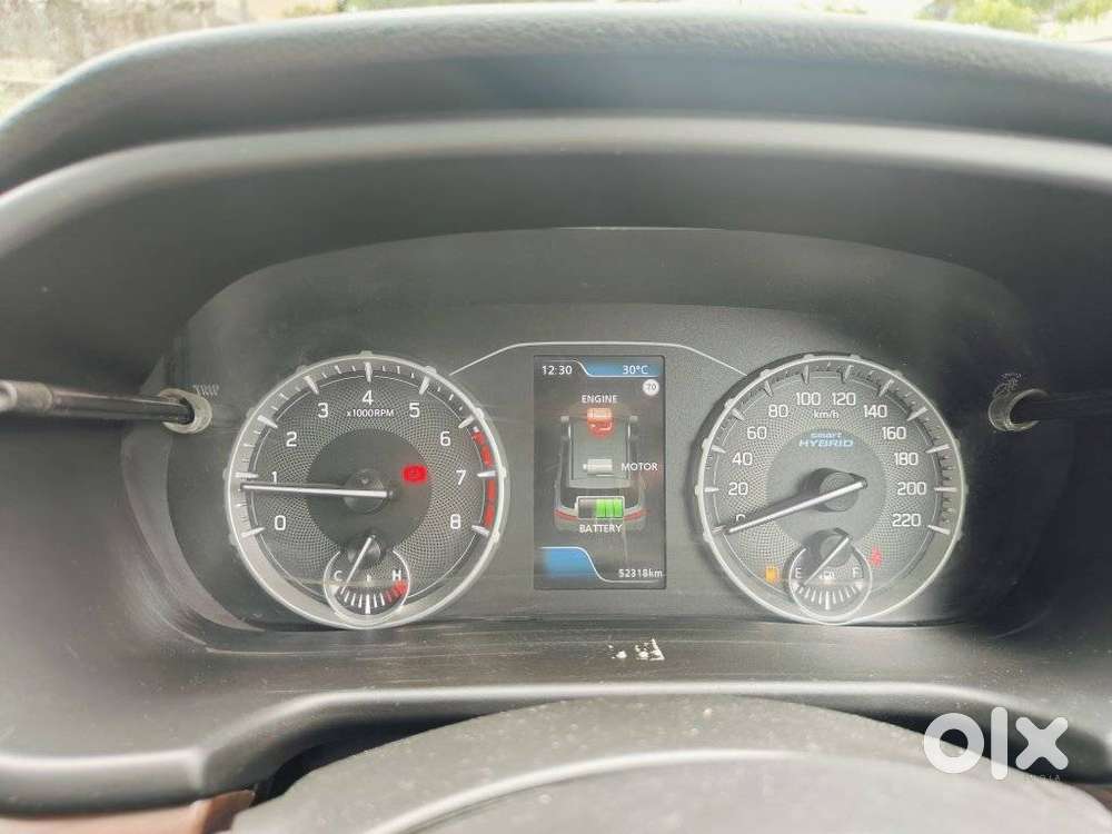 Maruti Suzuki Brezza 1.5 Zxi Smart Hybrid, 2023, Petrol
