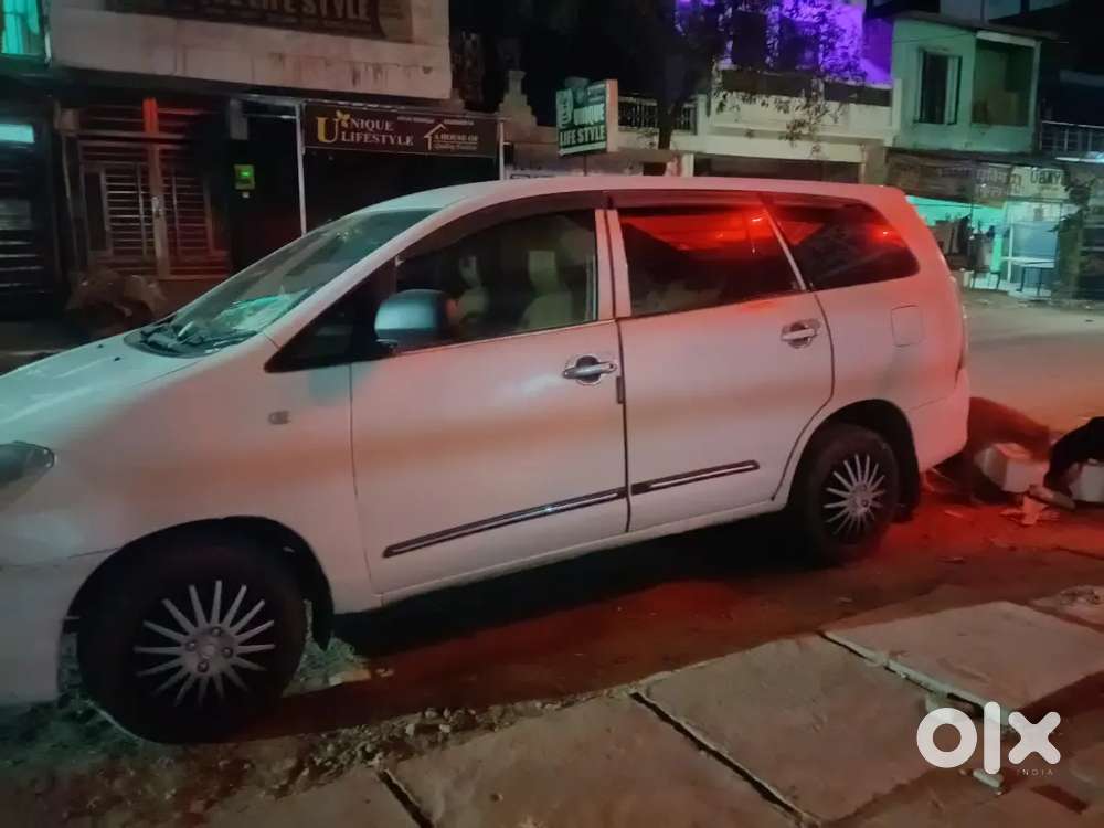 Toyota Innova Vx 2011