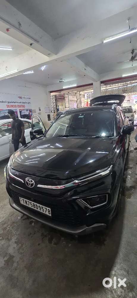 Toyota Urban Cruiser 2024 V Hybrid Edition