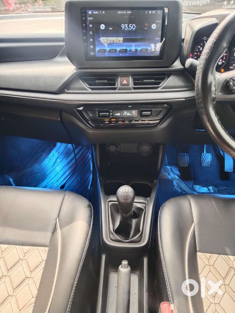 Maruti Suzuki New-gen Swift Lxi, 2024, Petrol