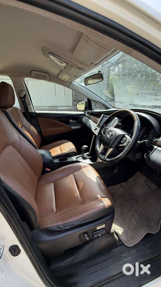 Toyota Innova Crysta 2.8 Zx At, 2017, Diesel