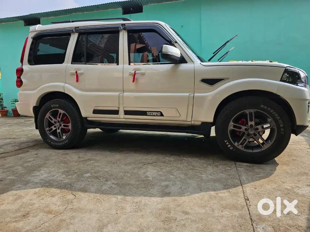 Mahindra Scorpio 2017