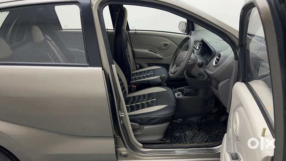 Datsun Redigo T Option, 2016, Petrol