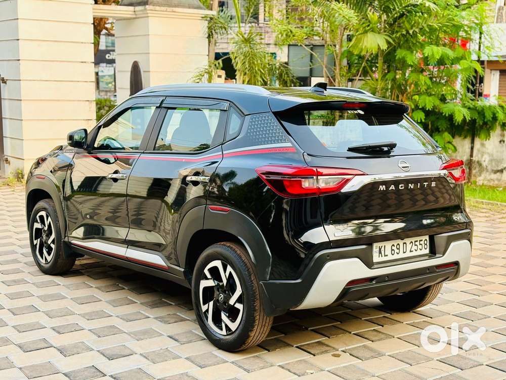 Nissan Magnite Xv Turbo Cvt Red Edition, 2023, Petrol