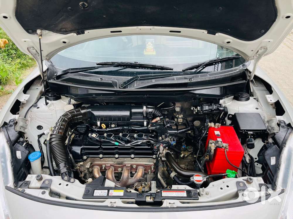 Maruti Suzuki Swift Dzire Vxi Optional, 2018, Petrol