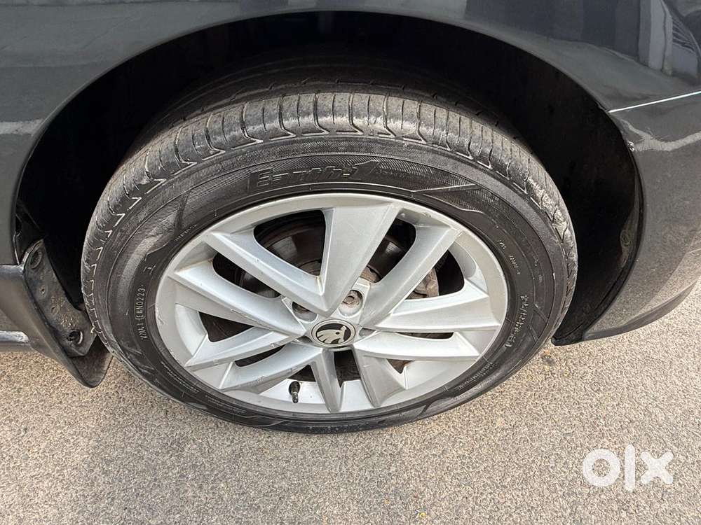 Skoda Rapid [2016-2021] 1.6 Mpi Style Plus, 2018