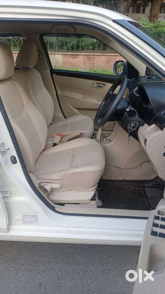 Maruti Suzuki Dzire 1.2 Vxi, 2014, Petrol