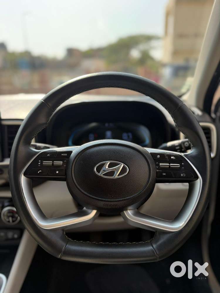 Hyundai Venue Sx (o) Mt 1.5 Diesel, 2022, Diesel