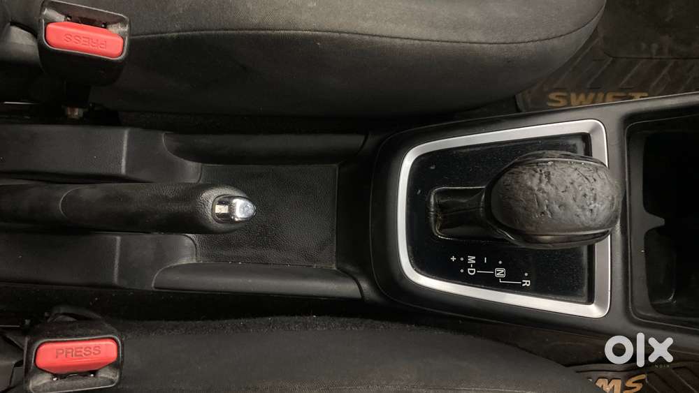 Maruti Suzuki Swift Amt Vxi, 2018, Petrol