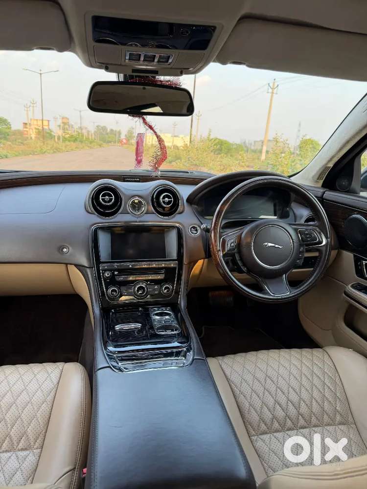 Jaguar Xj 2017 Petrol Well Maintained