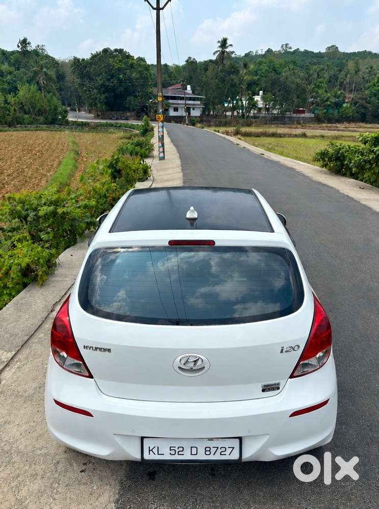 Hyundai I20 Sportz Petrol 2012