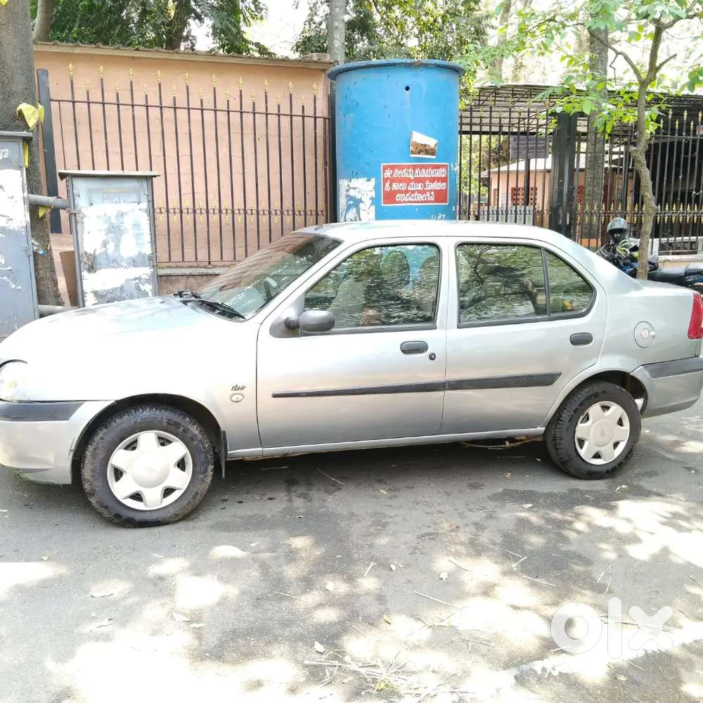 Ford Ikon Car