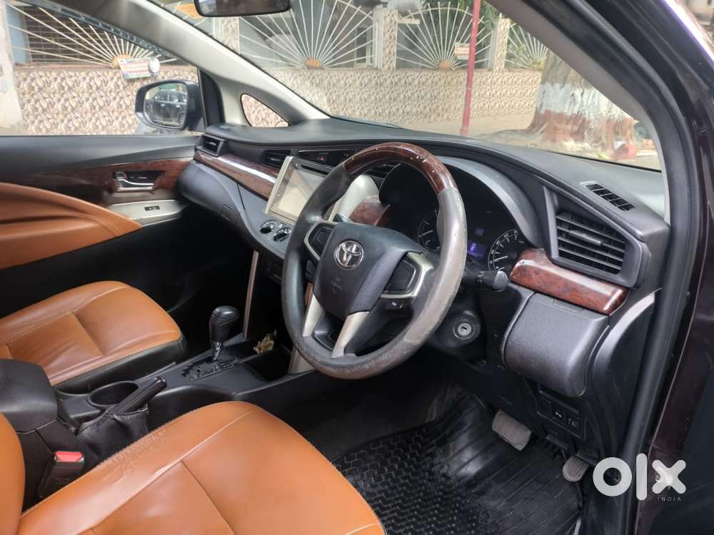 Toyota Innova Crysta 2.8 Gx At 8s, 2016, Diesel