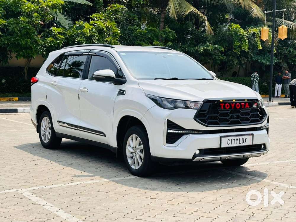 Toyota Innova Hycross Gx (o), 2024, Petrol