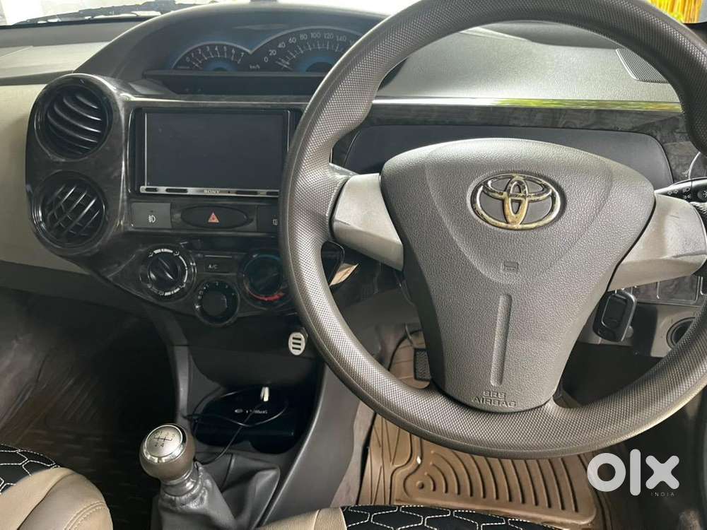 Toyota Etios Liva 2015 Diesel Well Maintained