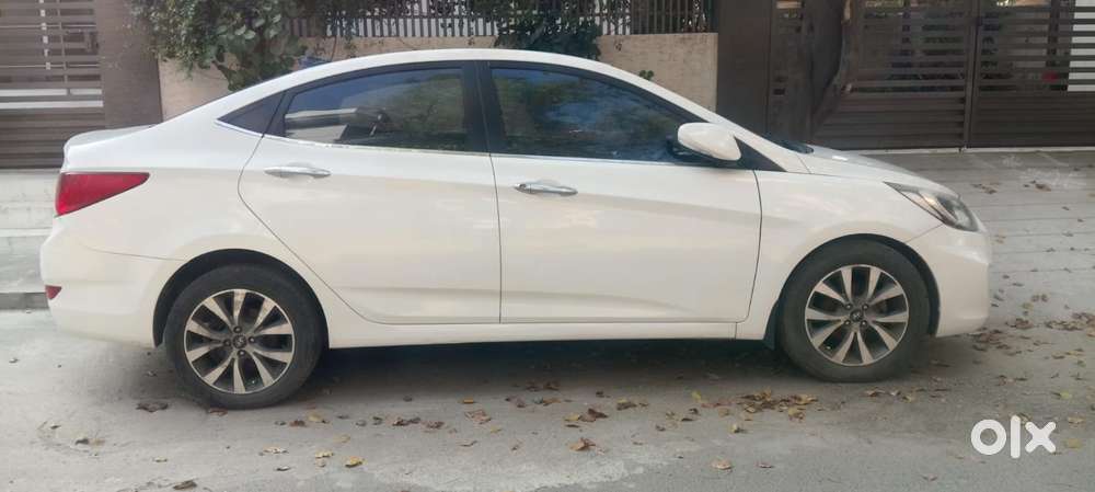Hyundai Verna Fluidic 1.6 Vtvt Sx, 2014, Petrol