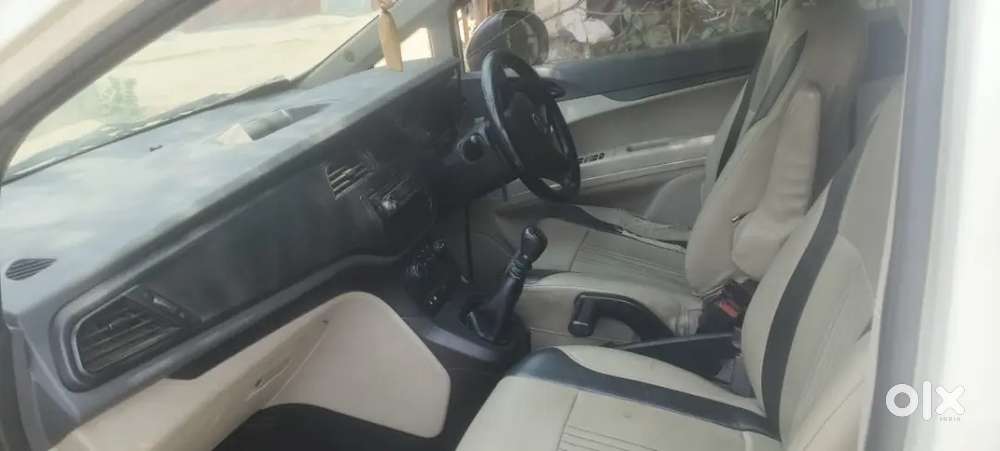 Mahindra Marazzo Diesel 2018