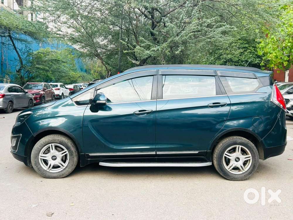 Mahindra Marazzo M6, 2018, Diesel